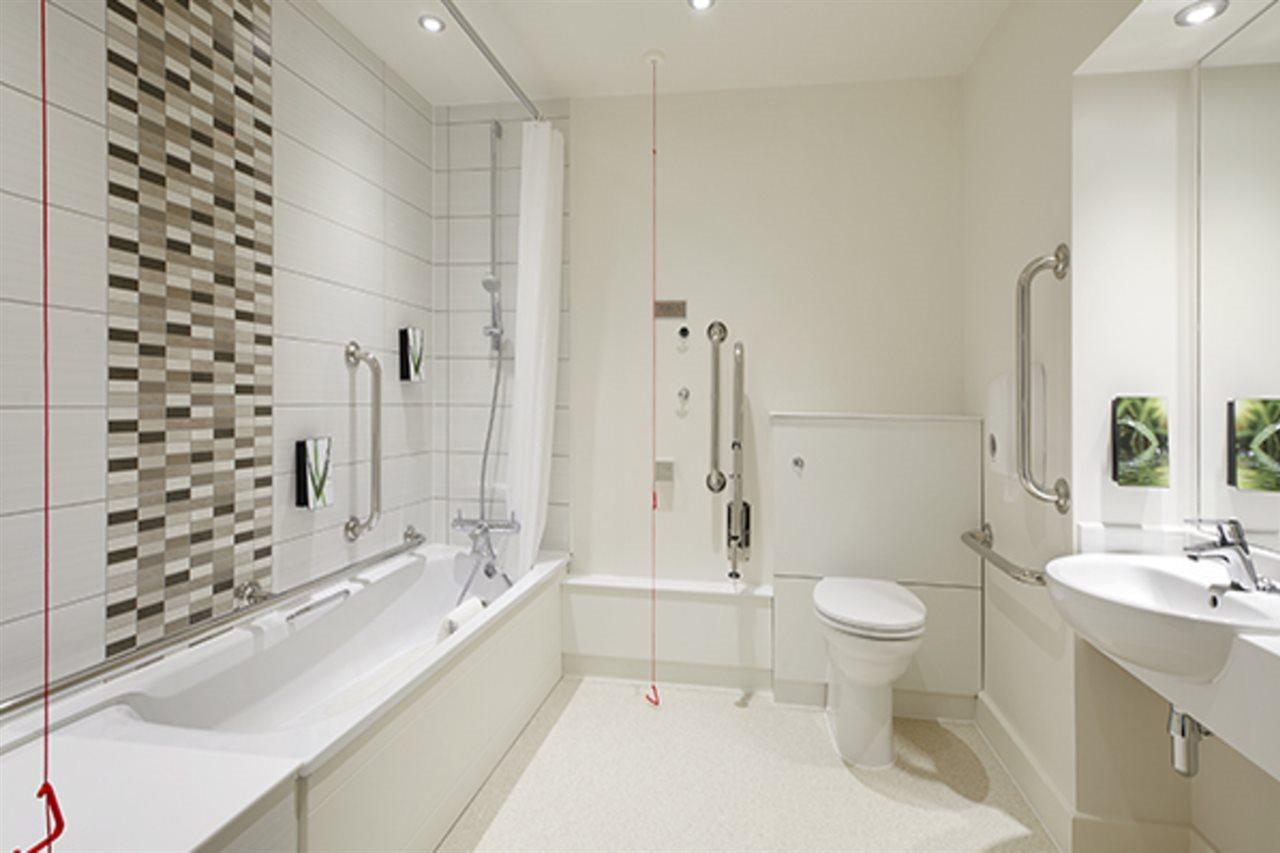 Premier Inn Glasgow Milngavie Exteriör bild