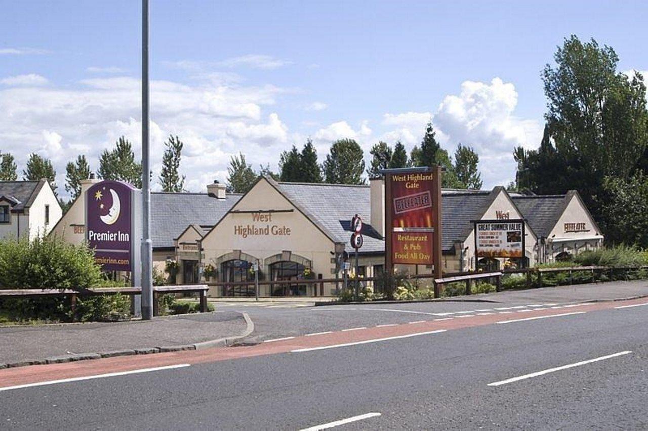 Premier Inn Glasgow Milngavie Exteriör bild